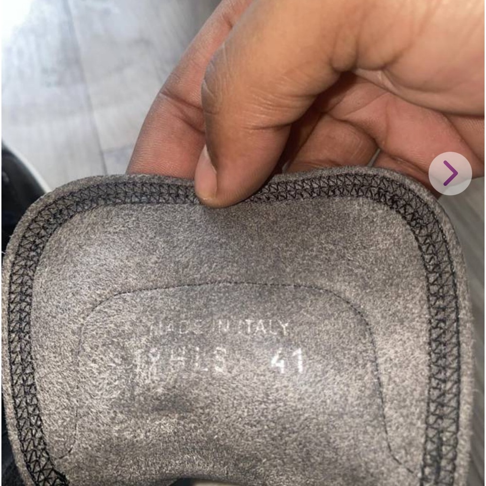 My bf can’t fit anymore.Been worn. No use anymore $300 obo contact (716)720-1850
